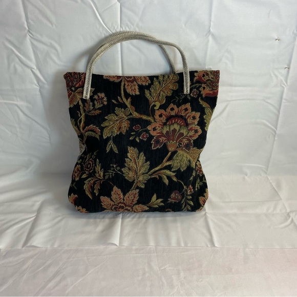 Tapestry Tote Bag – Floral Jacquard Front & Geometric Back - Picture 4 of 6
